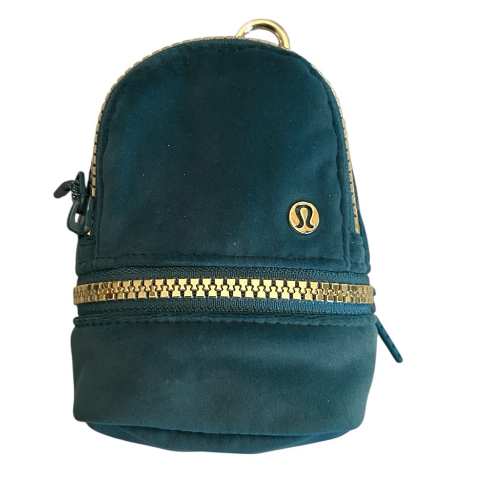 Lululemon Velour Zip City Adventurer Nano Backpack Keychain Charm Green Jasper